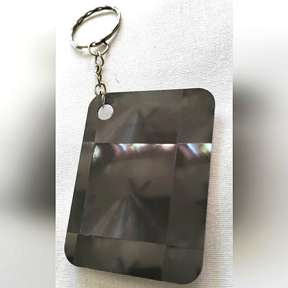 NEW Handmade Keychain Bag Tag! Hologram Geo2. & Silver Wood Heart. Unisex. - Picture 3 of 7